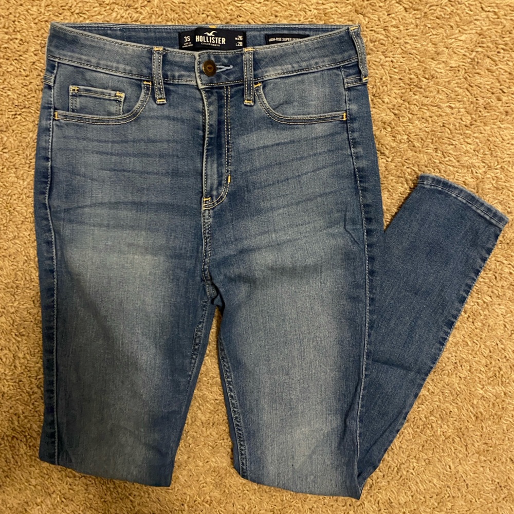 Hollister high-rise supper skinny jeans